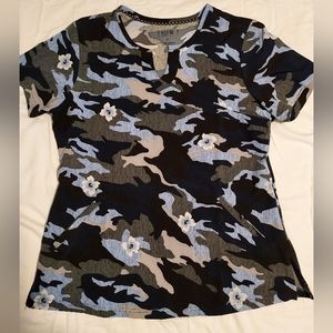 Ladies Koi Scrub Tops Size Large. Navy Cherokee Scrub Pant Size Small Tall